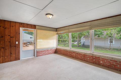396 Luce, Flushing, MI 48433 photo 10