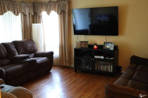 940 Fix, Monroe, MI 48162 photo 7