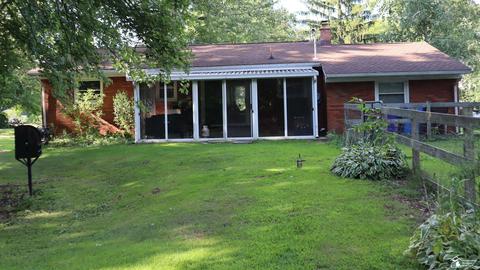 940 Fix, Monroe, MI 48162 photo 3