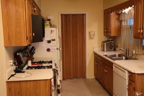 940 Fix, Monroe, MI 48162 photo 13