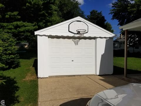 25530 Eureka, Warren, MI 48091 photo 3