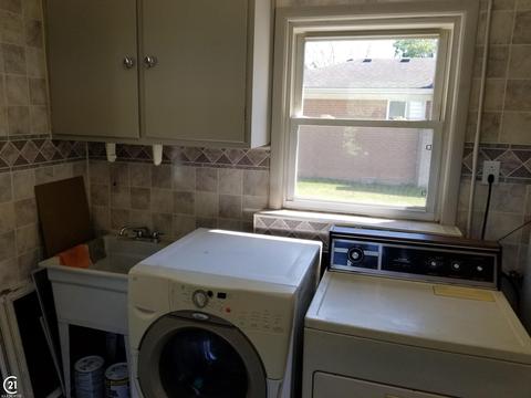25530 Eureka, Warren, MI 48091 photo 14