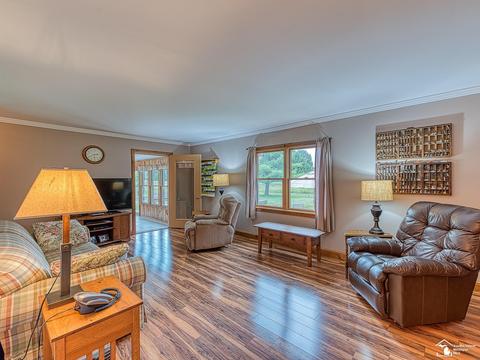 13296 Grafton Rd, Carleton, MI 48117 photo 12