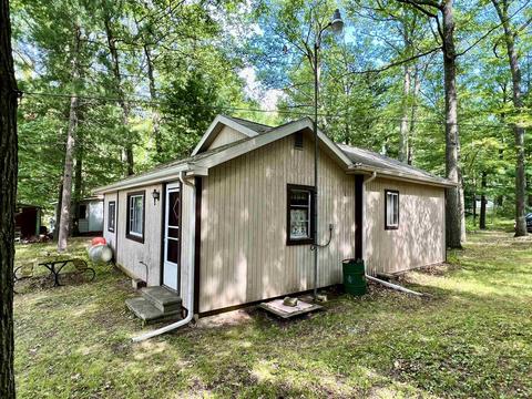5320 Jerry, Gladwin, MI 48624 photo 4