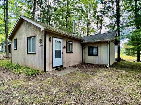 5320 Jerry, Gladwin, MI 48624 photo 1
