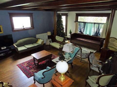 529 Dennis St, Adrian, MI 49221 photo 3