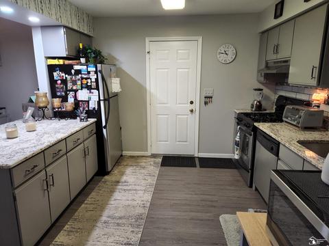 126 Burt St, Tecumseh, MI 49286 photo 3