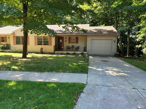 126 Burt St, Tecumseh, MI 49286 photo 1