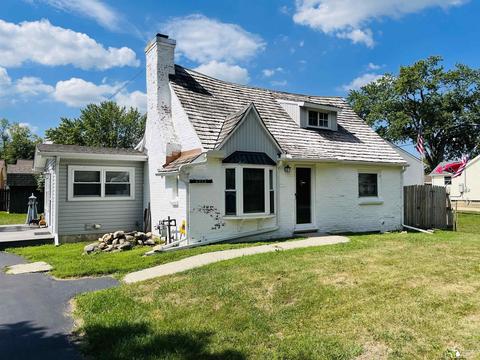 5935 Vandercook, Monroe, MI 48161 photo 1