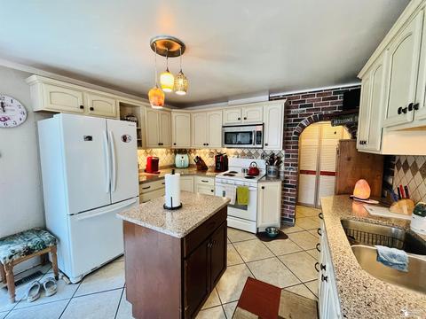 5935 Vandercook, Monroe, MI 48161 photo 5