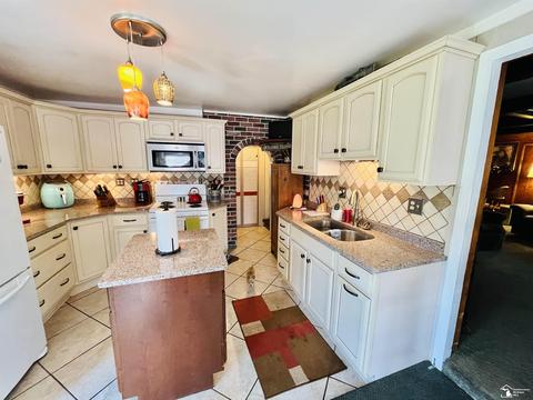 5935 Vandercook, Monroe, MI 48161 photo 4