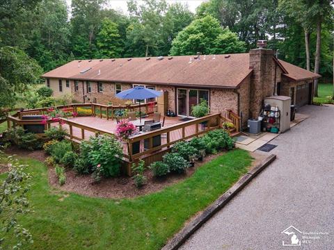 4460 School, Temperance, MI 48182 photo 2