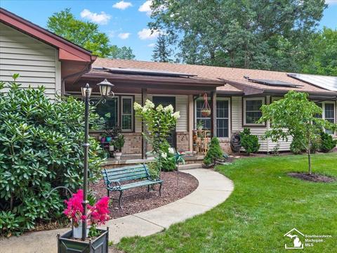 4460 School, Temperance, MI 48182 photo 11