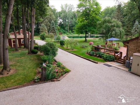 4460 School, Temperance, MI 48182 photo 9