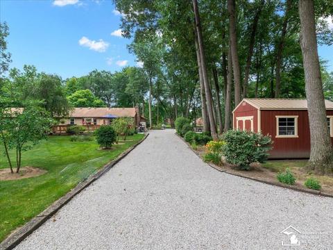 4460 School, Temperance, MI 48182 photo 7