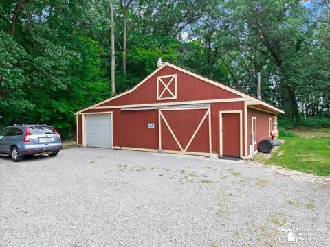 4460 School, Temperance, MI 48182 photo 8