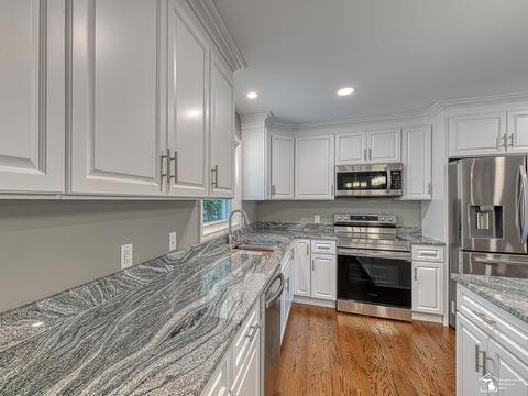 577 Augusta Dr, Monroe, MI 48161 photo 12