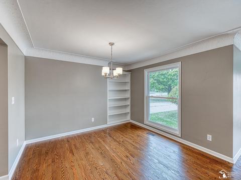 577 Augusta Dr, Monroe, MI 48161 photo 4