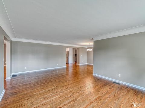 577 Augusta Dr, Monroe, MI 48161 photo 5