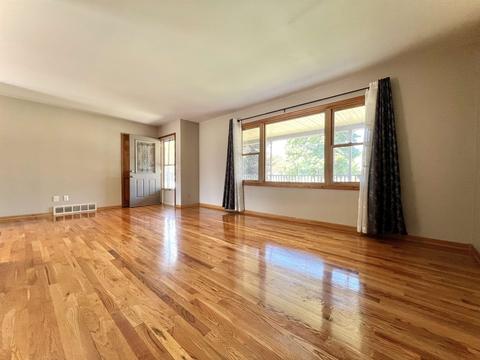 1202 Krust Dr, Owosso, MI 48867 photo 7