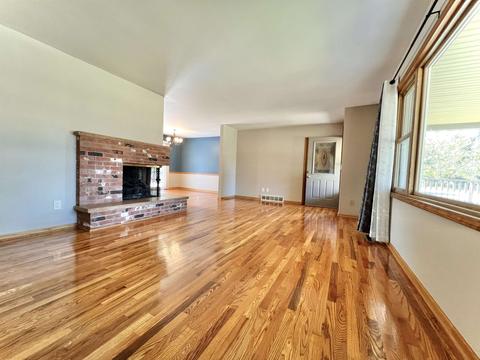 1202 Krust Dr, Owosso, MI 48867 photo 6