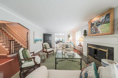 1052 Whittier, Grosse Pointe Park, MI 48230 photo 5