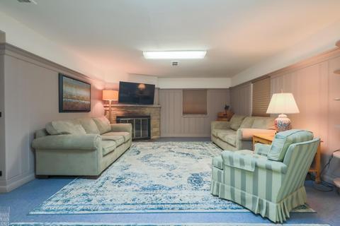 1052 Whittier, Grosse Pointe Park, MI 48230 photo 28