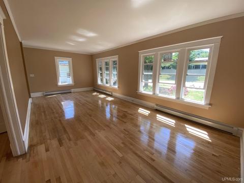 127 E Chocolay, Munising, MI 49862 photo 7
