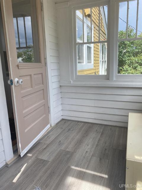 127 E Chocolay, Munising, MI 49862 photo 2