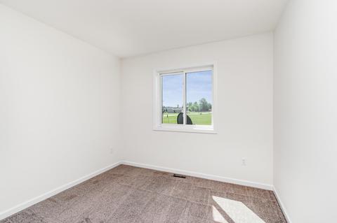1105 Pheasant Run, Gladwin, MI 48624 photo 20
