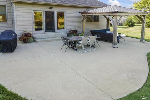 10224 Crabb Rd, Temperance, MI 48182 photo 31