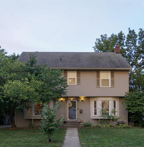 801 Maxine St, Flint, MI 48503 photo 1
