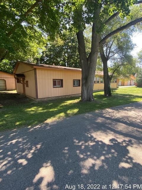 125 S Franklin St, Maple Rapids, MI 48853 photo 3