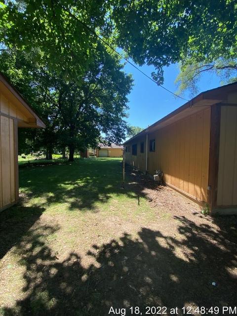 125 S Franklin St, Maple Rapids, MI 48853 photo 6
