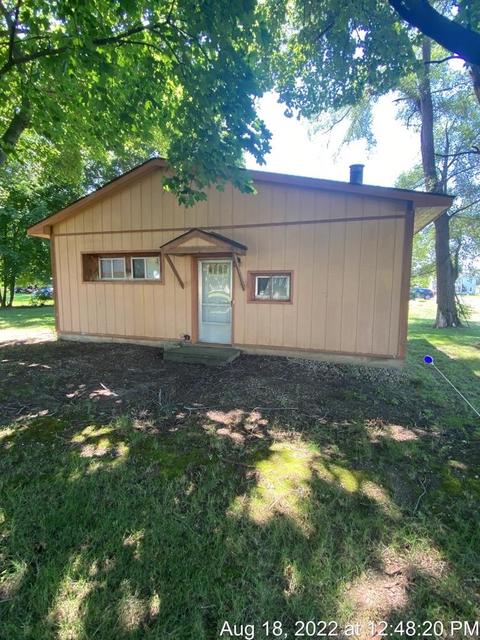 125 S Franklin St, Maple Rapids, MI 48853 photo 5