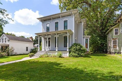 444 Dennis St, Adrian, MI 49221 photo 2