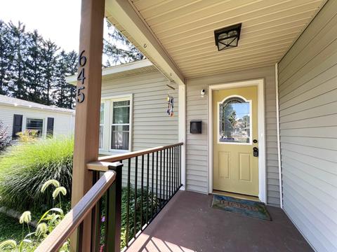 645 Pine St, Owosso, MI 48867 photo 3