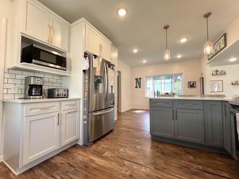645 Pine St, Owosso, MI 48867 photo 32