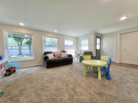 645 Pine St, Owosso, MI 48867 photo 24
