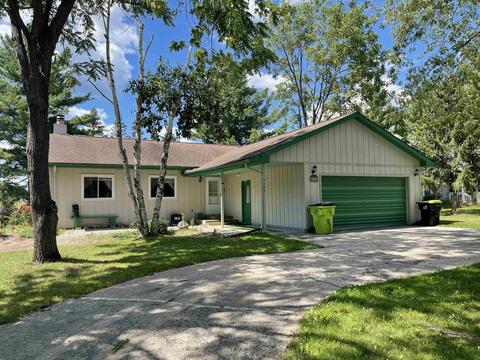 5165 Robinhood Way, Gladwin, MI 48624 photo 3
