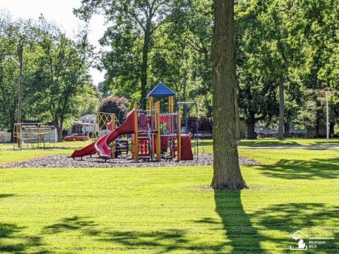2181 Edgewater, Monroe, MI 48162 photo 24