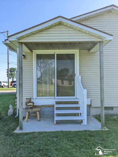2181 Edgewater, Monroe, MI 48162 photo 21