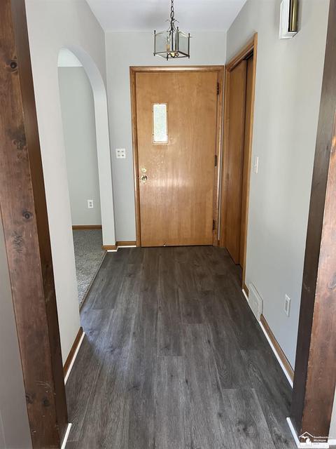 497 Fox, Monroe, MI 48161 photo 3