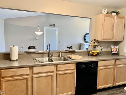 16372 Grandview, Macomb, MI 48044 photo 9