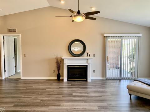 16372 Grandview, Macomb, MI 48044 photo 4