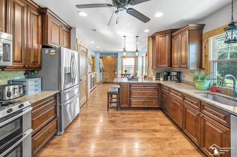 10034 Douglas Rd, Temperance, MI 48182 photo 11