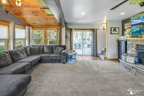 10034 Douglas Rd, Temperance, MI 48182 photo 6