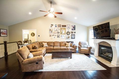 6213 Boulder Dr, Flushing, MI 48433 photo 12