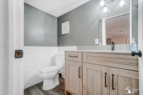 563 Tower Vw, Temperance, MI 48182 photo 46
