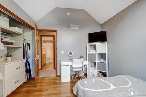 563 Tower Vw, Temperance, MI 48182 photo 35